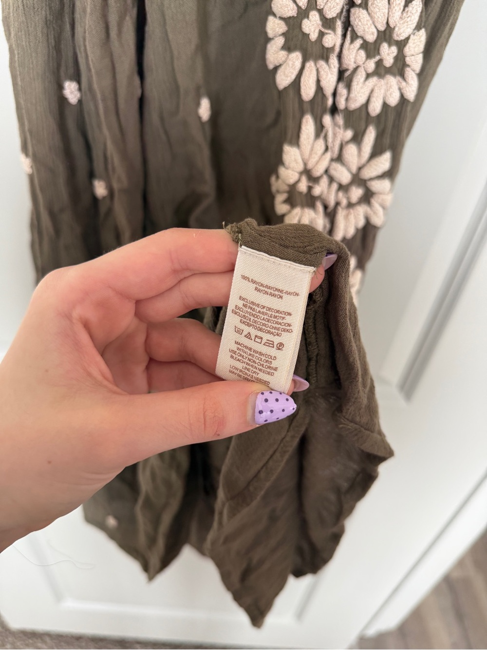 FREE PEOPLE Embroidered Fable Midi Dress Olive Green Floral Boho Sleeve Casual - Picture 8 of 8
